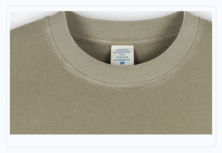 Rib crew neck detail