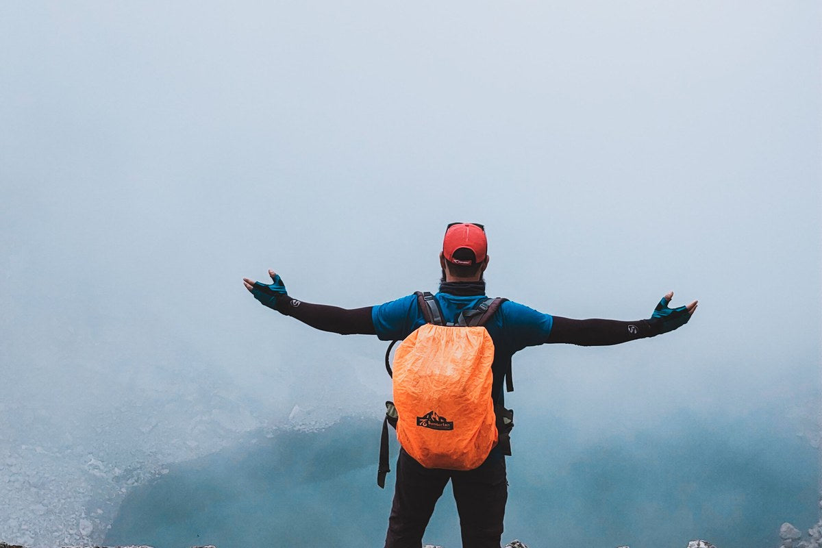 UPF50+ sun shirt for hiking and adventure buyers